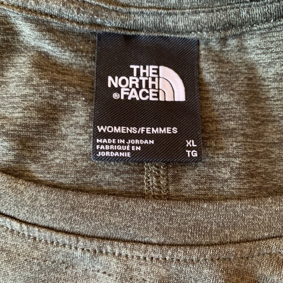 The North Face Shirt - Picture 4 of 11